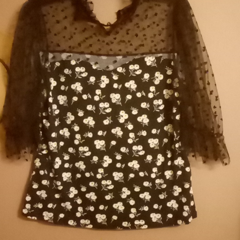 Black top flowers